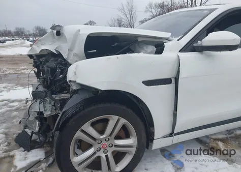 2017 Jaguar F-Pace 35T R-Sport z USA, uszkodzony, nr VIN SADCL2BV6HA074932